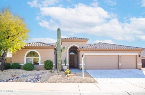 22037 55th St, Phoenix AZ  85054-7151 exterior