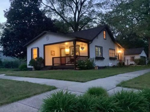 2464 Cutler Ave, Meskegon MI  49441-1274 exterior