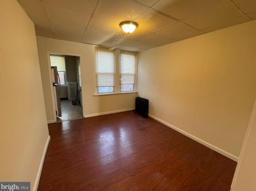 5216 Glenloch St, Philadelphia PA  19124-1510 exterior