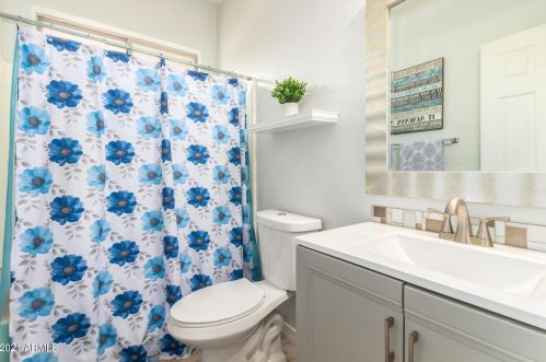 2508 Alta Vista Rd, Phoenix AZ  85041-5330 exterior