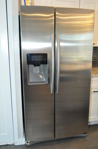 3231 Champlain Ave, Tucson AZ  85730-1942 exterior