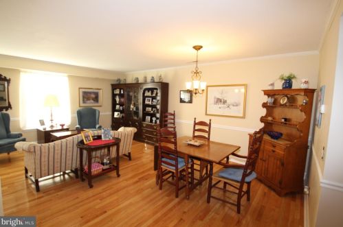 147 3 St, New Castle DE 19720-4536 exterior