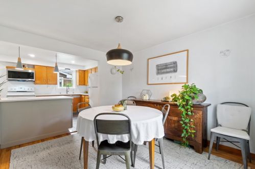 7205 Mcclure Ave, Pittsburgh PA  15218-2307 exterior