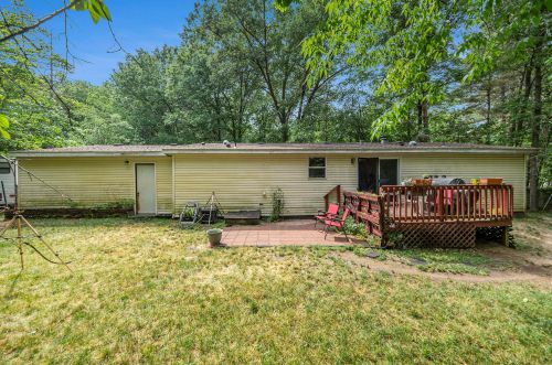 1829 Tomahawk Trl, Allegan MI 49010-9400 exterior