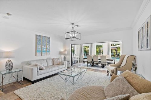 5290 Hawthorn Wood Way, Naples FL 34116-5017 exterior