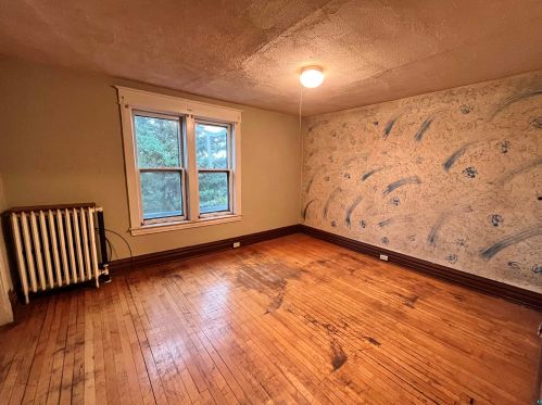 637 59 Ave, Duluth MN 55807-1908 exterior