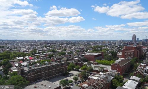 241 6th St, Philadelphia PA  19106-3723 exterior