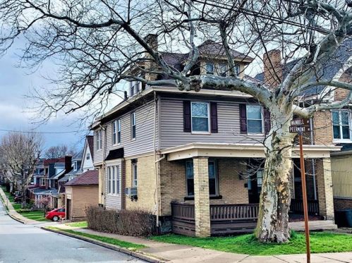 1250 Peermont Ave, Pittsburgh, PA 15216-2228