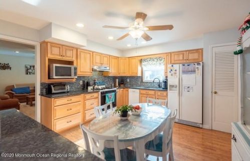 426 Frank Applegate Rd, Jackson Twp NJ 08527-2454 exterior