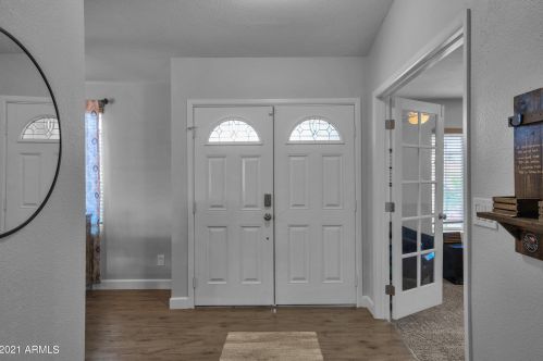 1226 Shawnee Dr, Chandler AZ  85224-2317 exterior