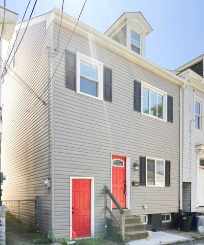 1313 Lowrie St, Pittsburgh PA  15212-4325 exterior