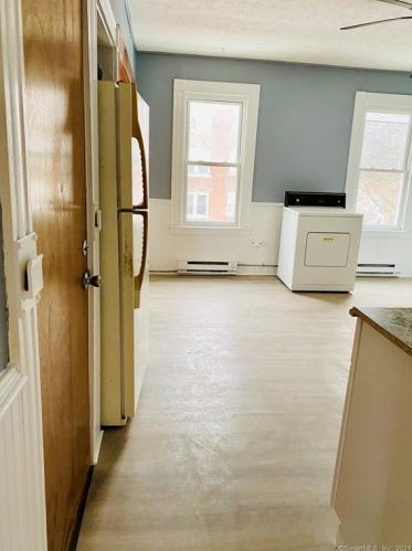 44 Wilcox St, New Britain CT 06051-1209 exterior