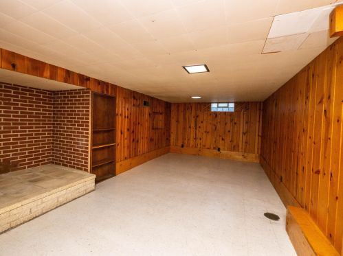 10529 Garfield Ave, Milwaukee WI 53208-1434 exterior