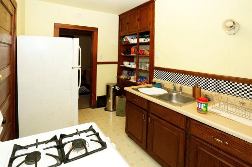 2943 Newhall St, Milwaukee WI 53211-3224 exterior