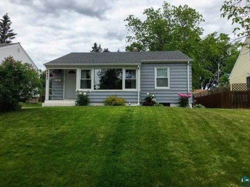 4423 Mcculloch St, Duluth MN 55804-1937 exterior
