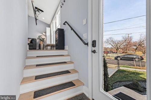 1101 44th Pl, Washington DC  20019-4906 exterior