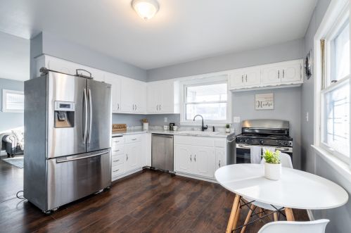 5177 45, Milwaukee WI 53208-3604 exterior