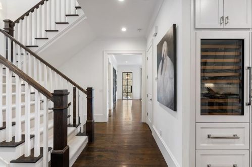 2652 Forrest Way, Atlanta GA  30305-3770 exterior