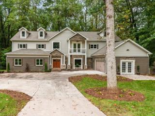 1400 Rock Springs Cir, Atlanta GA  30306-2250 exterior