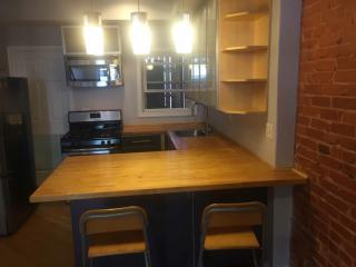 1517 Independence Ave, Washington DC  20003-1548 exterior