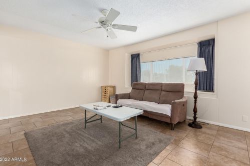 14824 30 Dr, Phoenix AZ 85009-5751 exterior