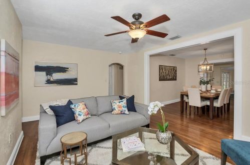 2115 Frst Cir, Orlando FL 32803-6247 exterior