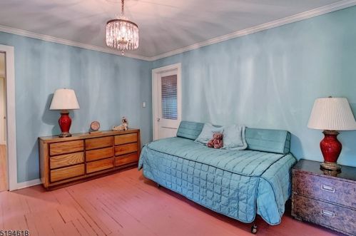 22 Cedar Lk, Parsippany NJ 07834-1805 exterior