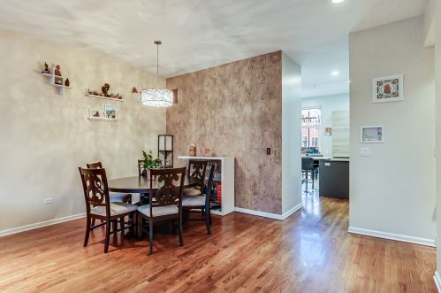 1454 Sangamon St, Chicago IL 60608-2203 exterior