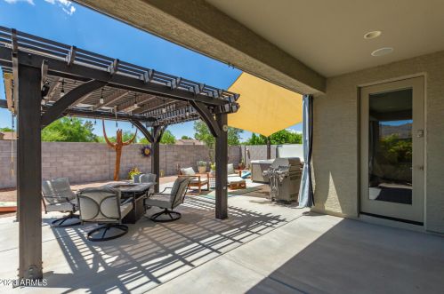 7818 23rd St, Phoenix AZ  85042 exterior