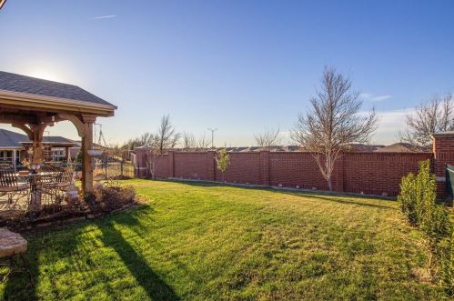 7431 Trull Brook Ln, Frisco TX 75034-1076 exterior