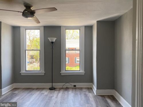 224 Marks Ave, Darby PA 19023-1714 exterior