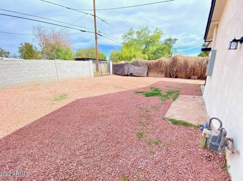 1829 37 Dr, Phoenix AZ 85029-1109 exterior