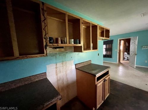 1965 45 Ter, Naples FL 34116-6329 exterior