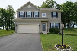 14 Malek Dr, Hanover, PA 17331-8334