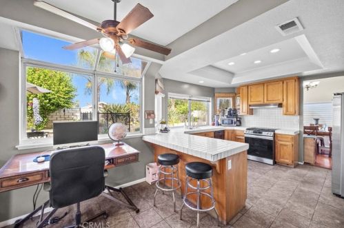 11569 Allwood Dr, Riverside CA 92503-0802 exterior