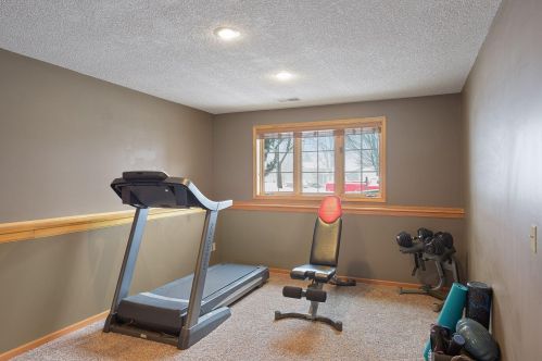 112 Rdg Rd, Mayer MN 55360-9523 exterior