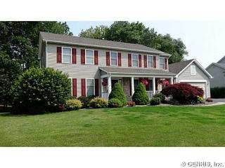 348 Banbury Dr, Rochester NY  14612-5915 exterior