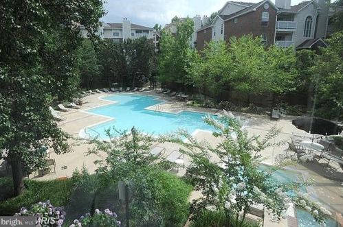 1535 Lincoln Way, Mc Lean VA  22102-5823 exterior