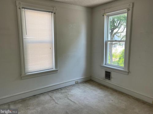 111 Isabel Ave, Manor PA 19036-1407 exterior