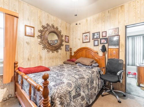 1627 Mcvicker Ave, Chicago IL 60630-1925 exterior