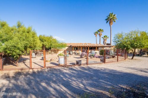 6441 Abington Rd, Tucson AZ 85743-9701 exterior