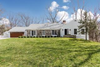 18 Country Rd, Westport, CT 06880-2525