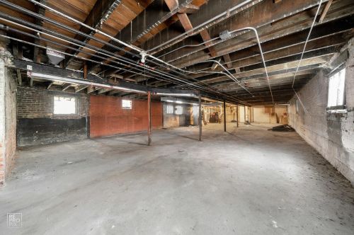 7549 Saginaw Ave, Chicago IL 60649-3725 exterior