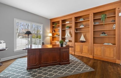 46 Morgan Dr, Sparta NJ 07871-3567 exterior