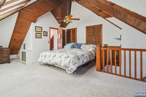 137 Haworth Dr, Haworth NJ 07641-1540 exterior