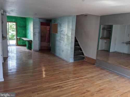 2029 Ellsworth St, Philadelphia PA 19146-3010 exterior