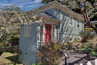 2700 3rd Ave, Seattle WA  98109-1845 exterior