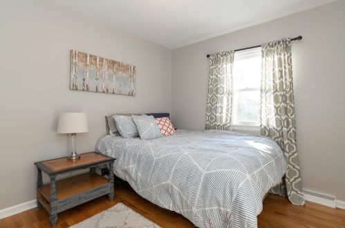 2813 Brahms Ave, Kalamazoo MI 49024-6628 exterior