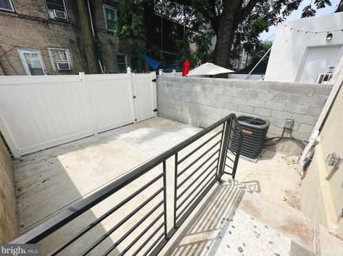 2744 Marshall St, Philadelphia PA 19133-0023 exterior