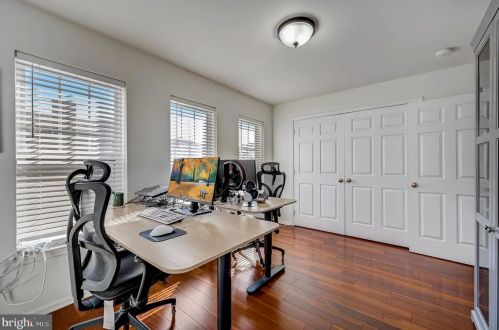 1930 Franklin St, Philadelphia PA 19122-1308 exterior